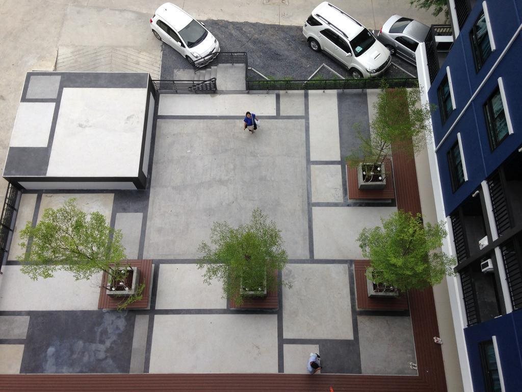 Ploen Ploen Residence 10