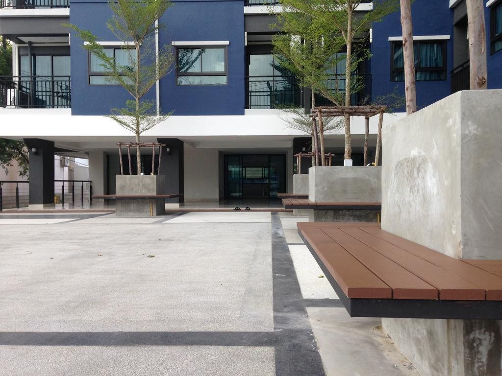 Ploen Ploen Residence 17