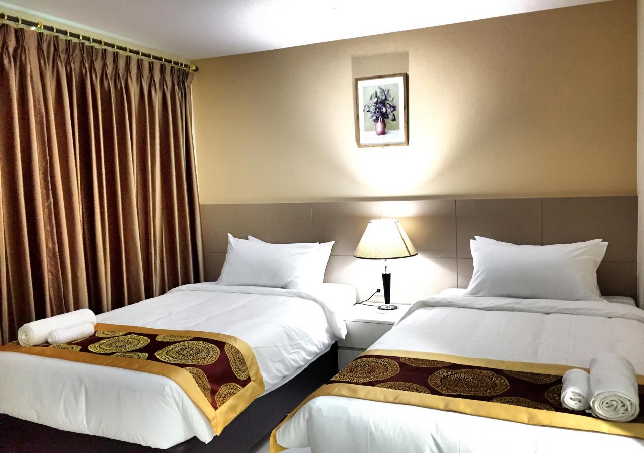 Top High Airport Link Hotel 2