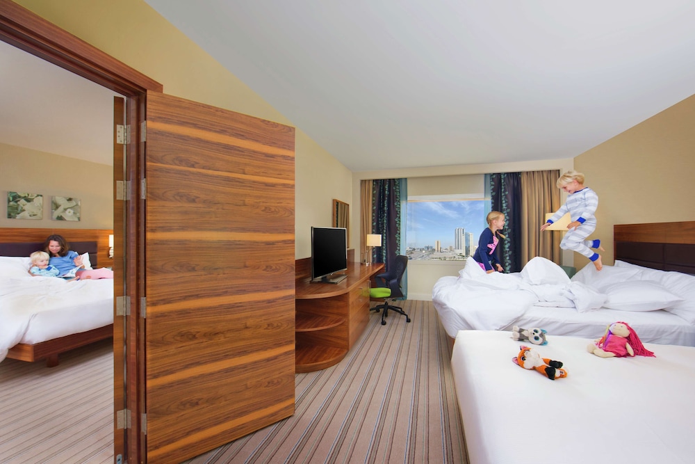 Hilton Garden Inn Ras Al Khaimah 19