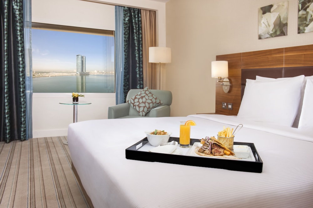 Hilton Garden Inn Ras Al Khaimah 11