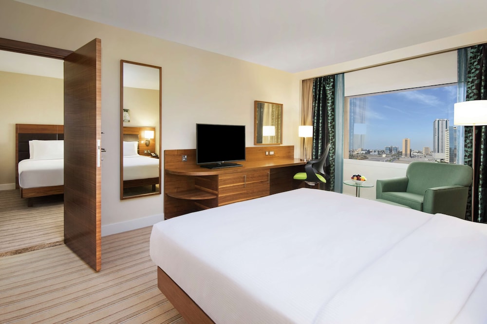 Hilton Garden Inn Ras Al Khaimah 16