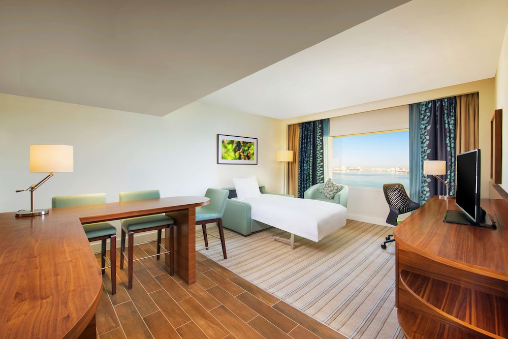Hilton Garden Inn Ras Al Khaimah 22