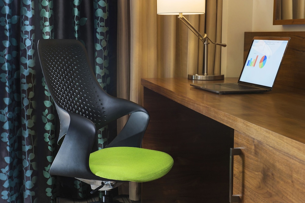 Hilton Garden Inn Ras Al Khaimah 9