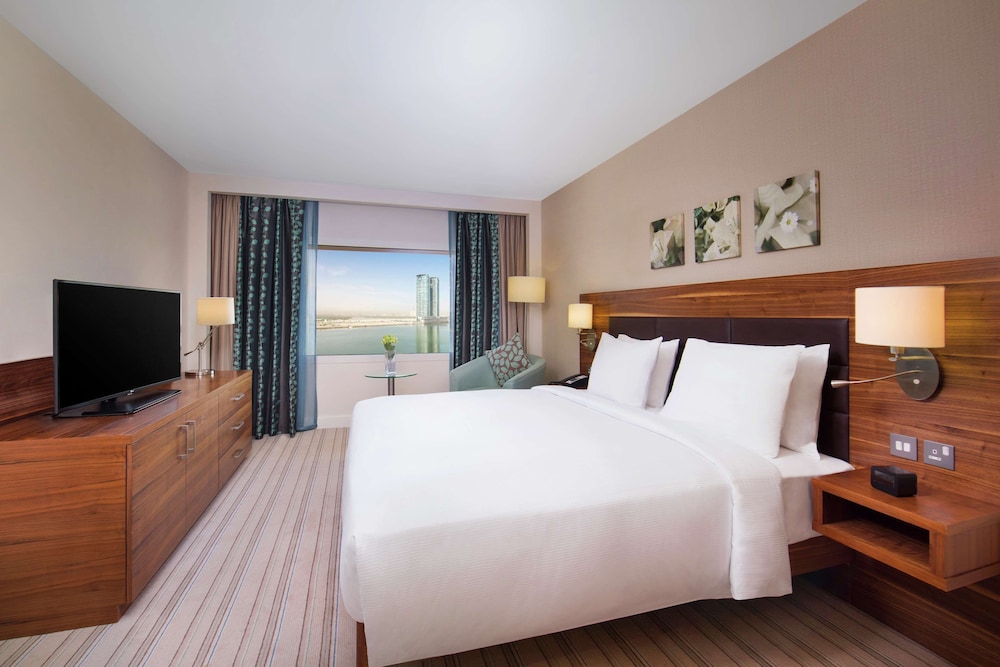 Hilton Garden Inn Ras Al Khaimah 18