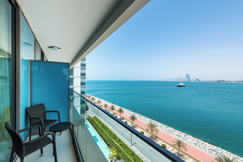 Aloft Palm Jumeirah 16
