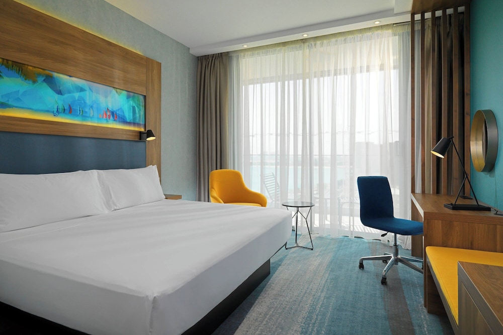 Aloft Palm Jumeirah 15