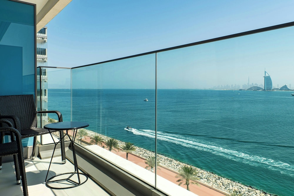Aloft Palm Jumeirah 6