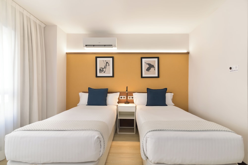 Roisa Hostal Boutique 24