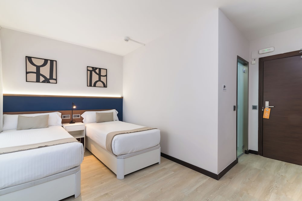 Roisa Hostal Boutique 17