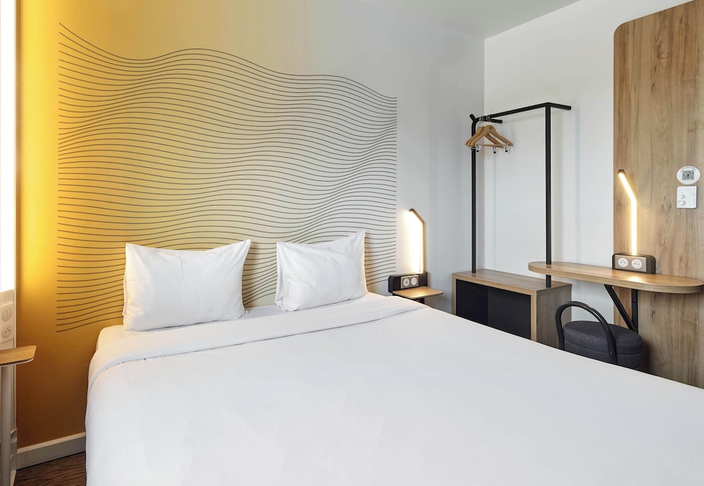 B&B HOTEL Nanterre Rueil-Malmaison 16