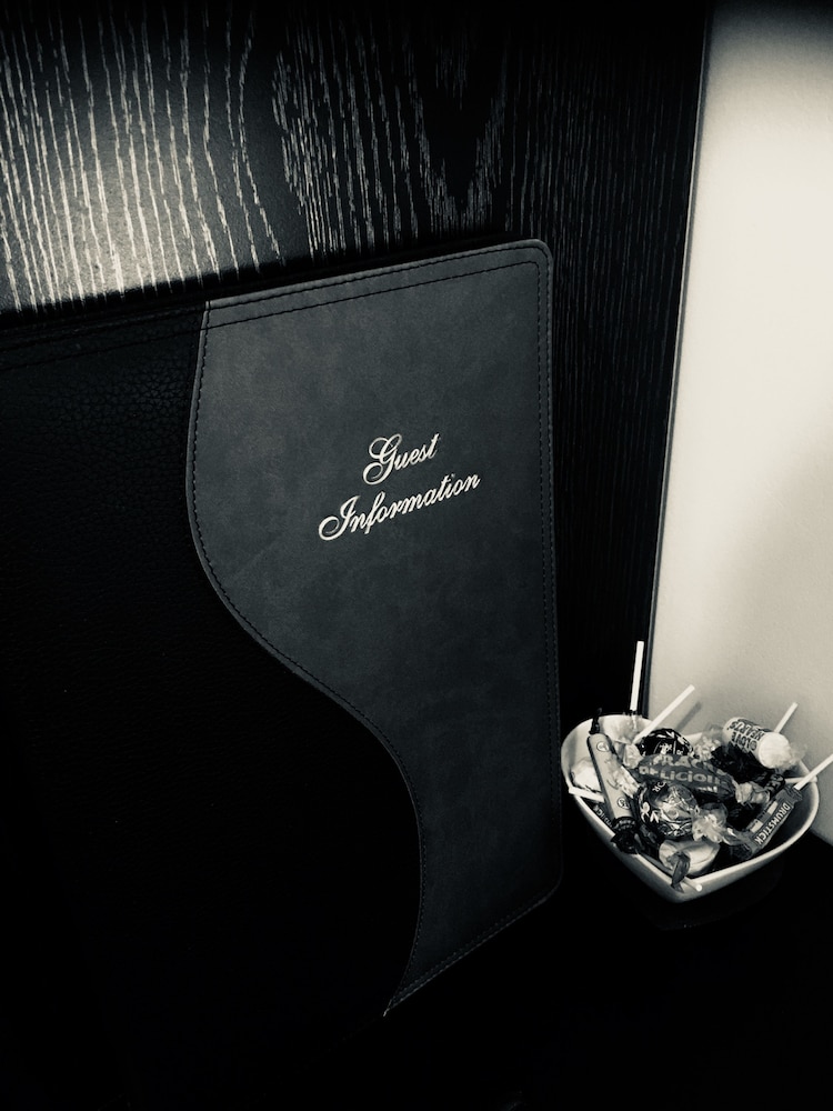 Bianca's House Hotel Heathrow Airport 9