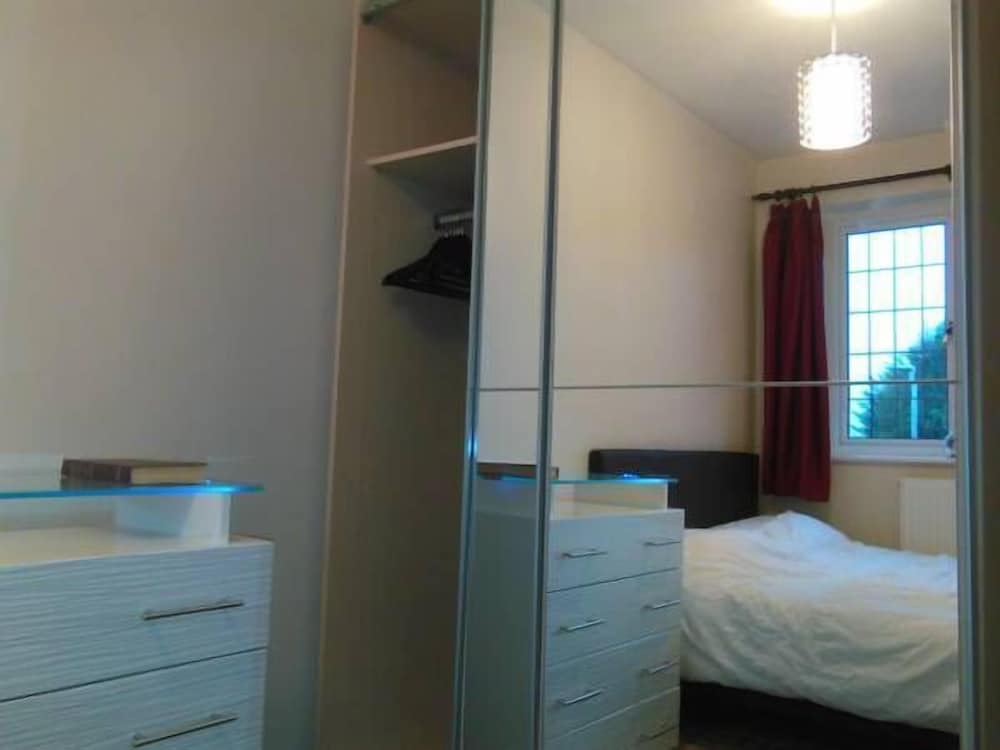 Bianca's House Hotel Heathrow Airport 22