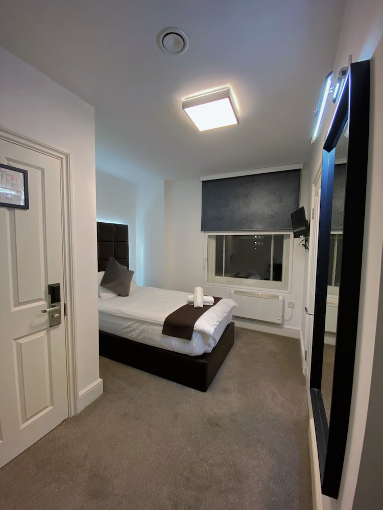 The Charles Hotel 7