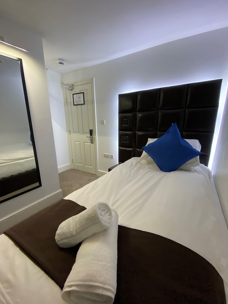 The Charles Hotel 5