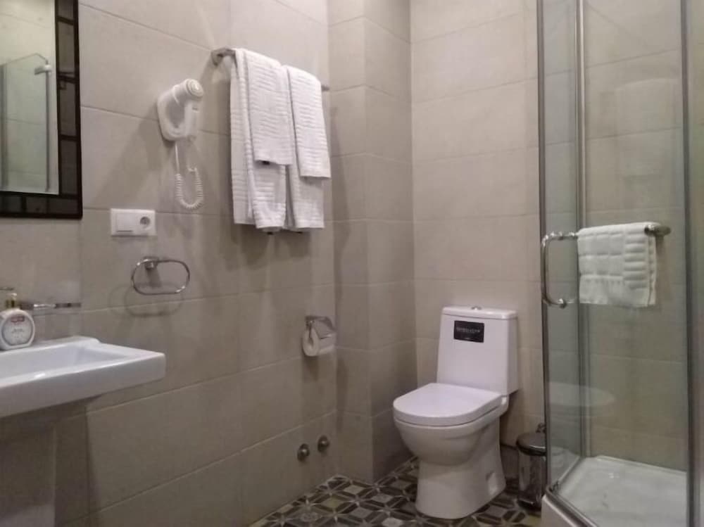 Eleon Boutique Hotel 14