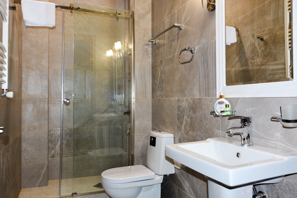 Eleon Boutique Hotel 22