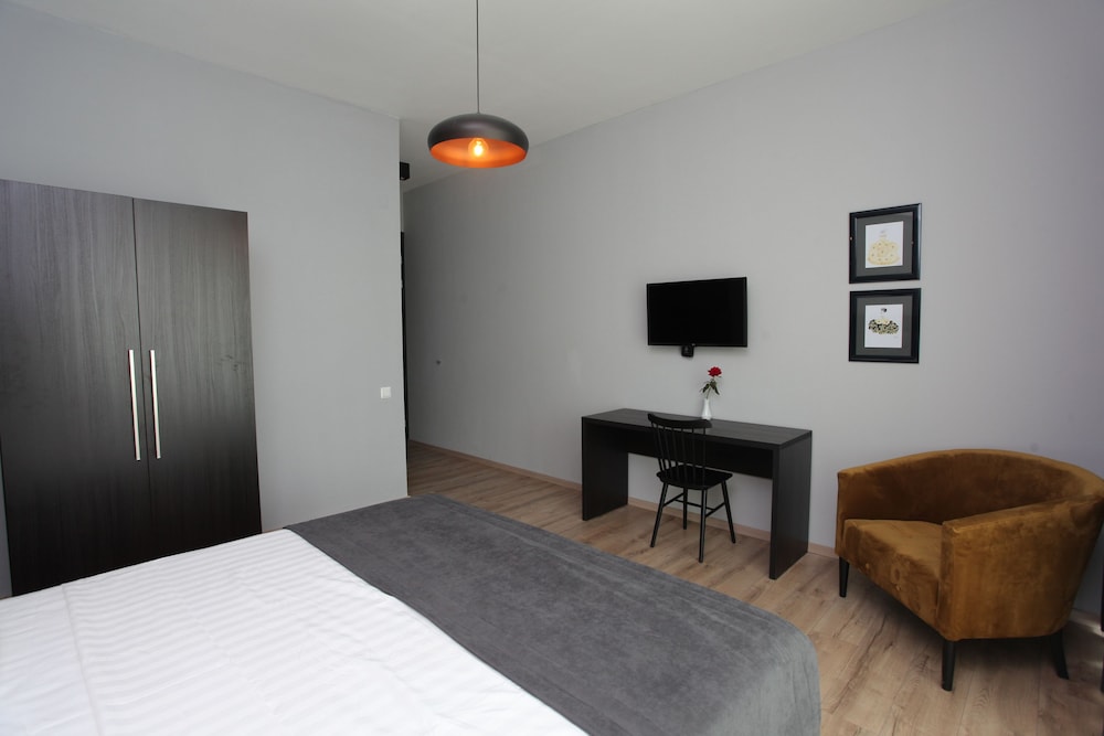 L.M Club Hotel 12