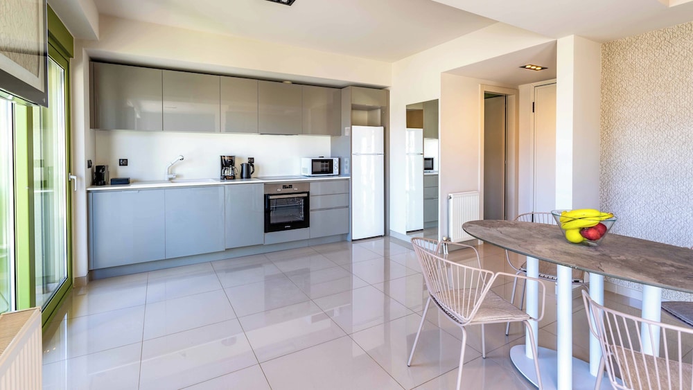 Athens Mosaico Suites & Apartments 15