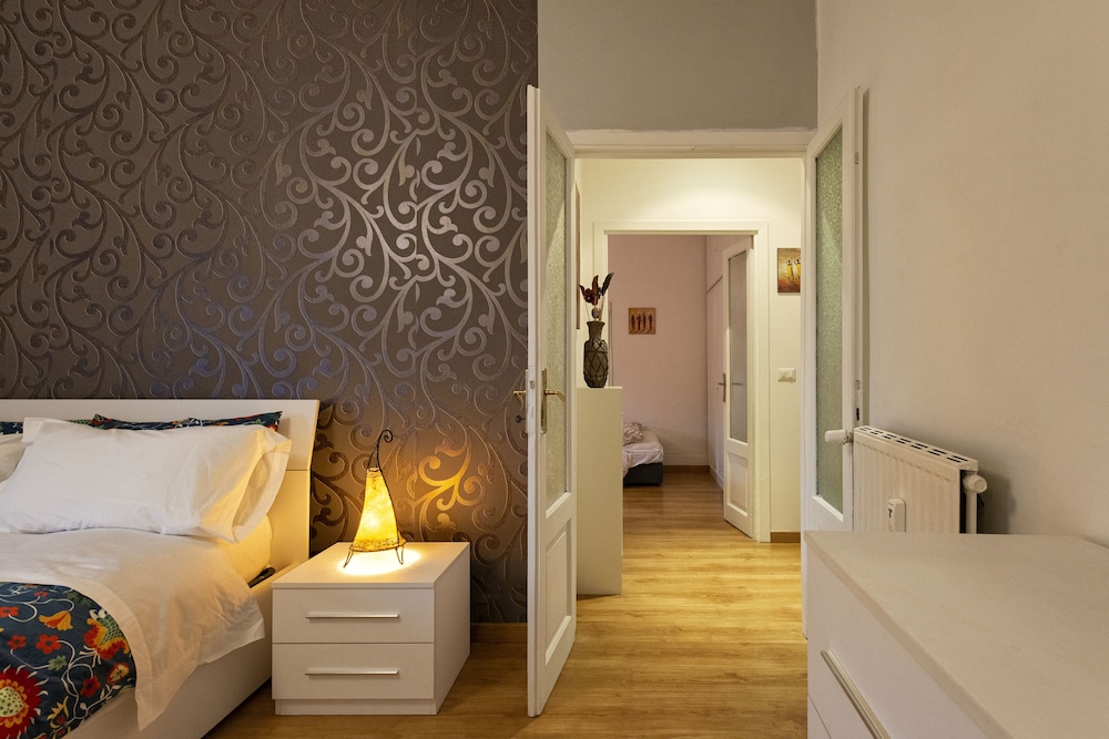 Rome La Sapienza Apartment 3