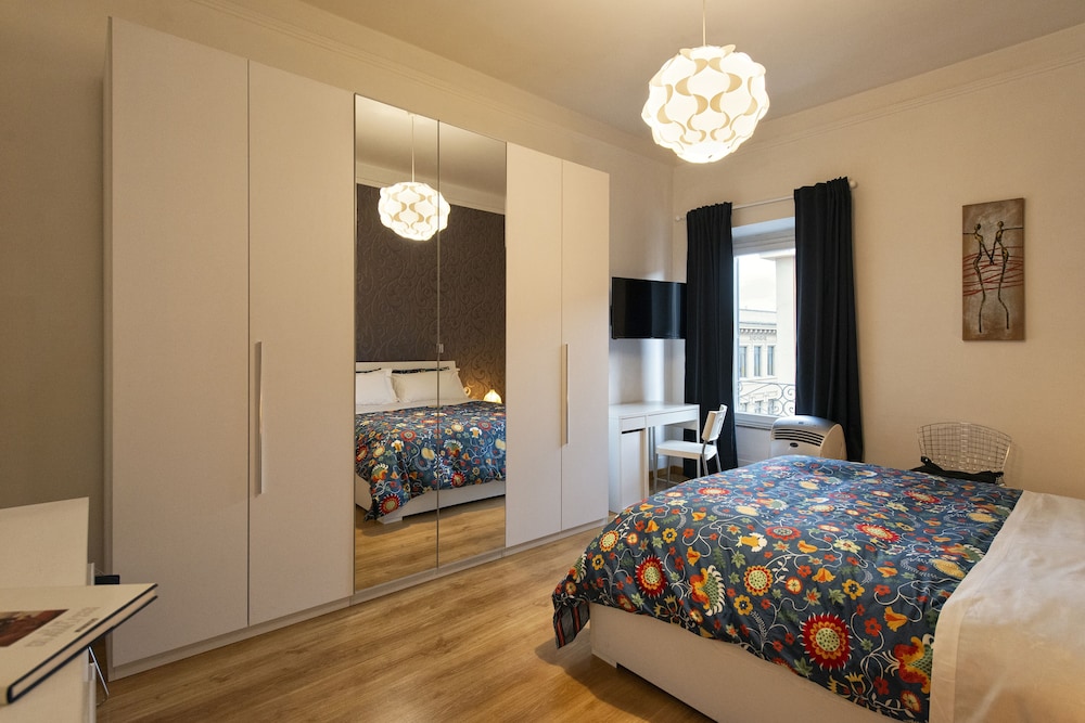 Rome La Sapienza Apartment 5