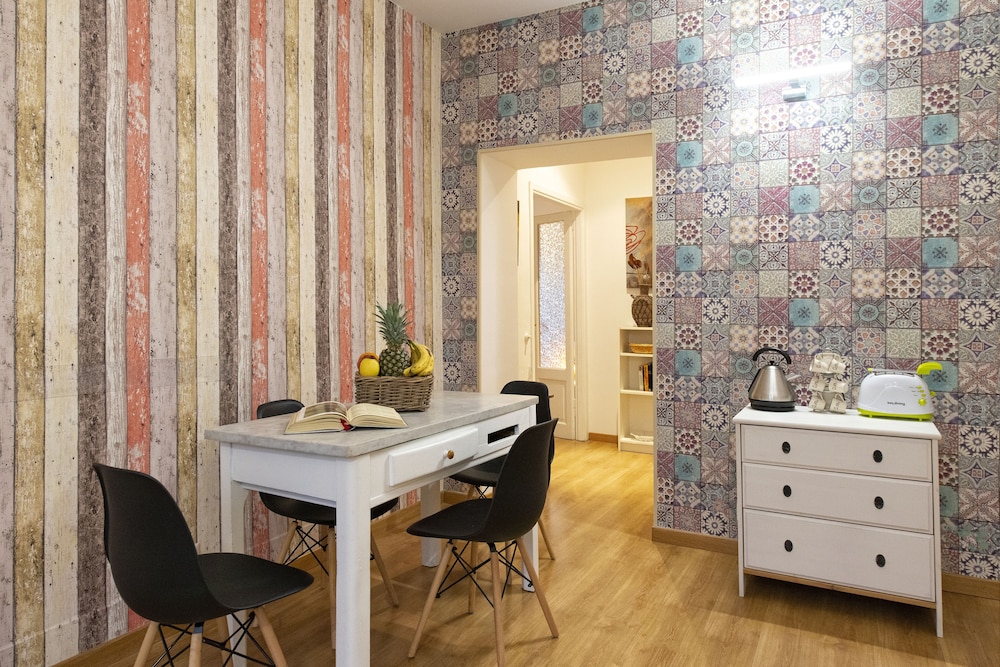 Rome La Sapienza Apartment 18
