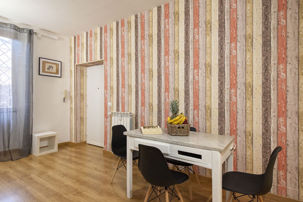 Rome La Sapienza Apartment 21