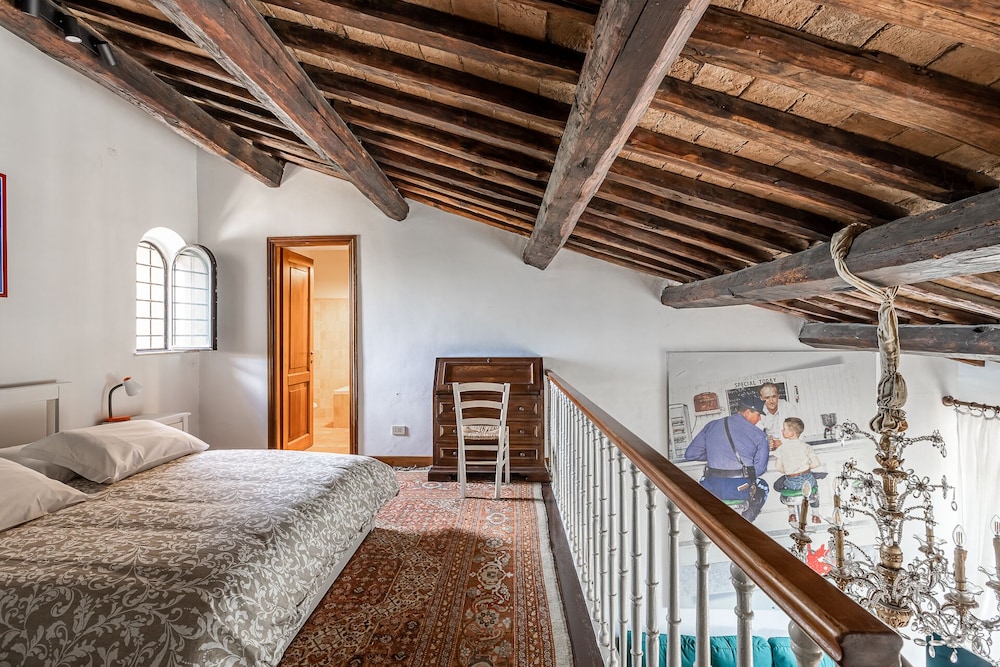 Castello del Duca 10