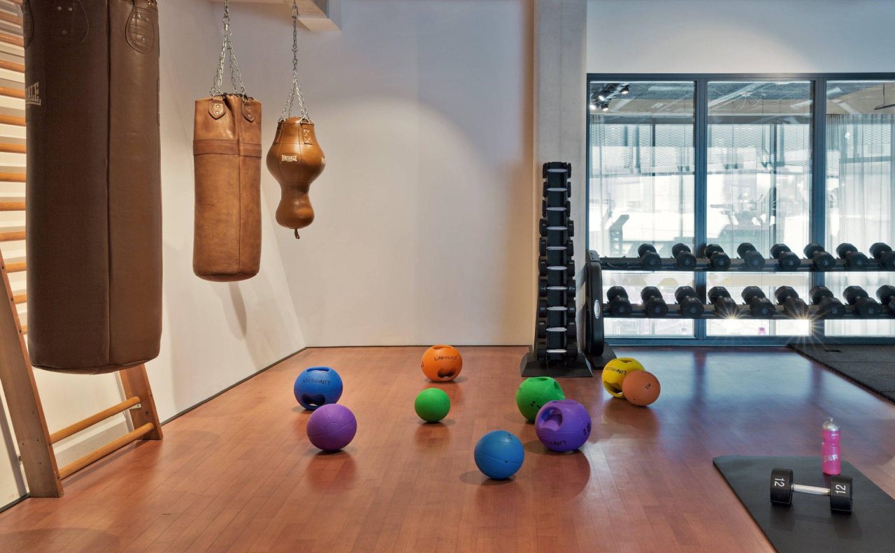 Moxy Amsterdam Houthavens 19