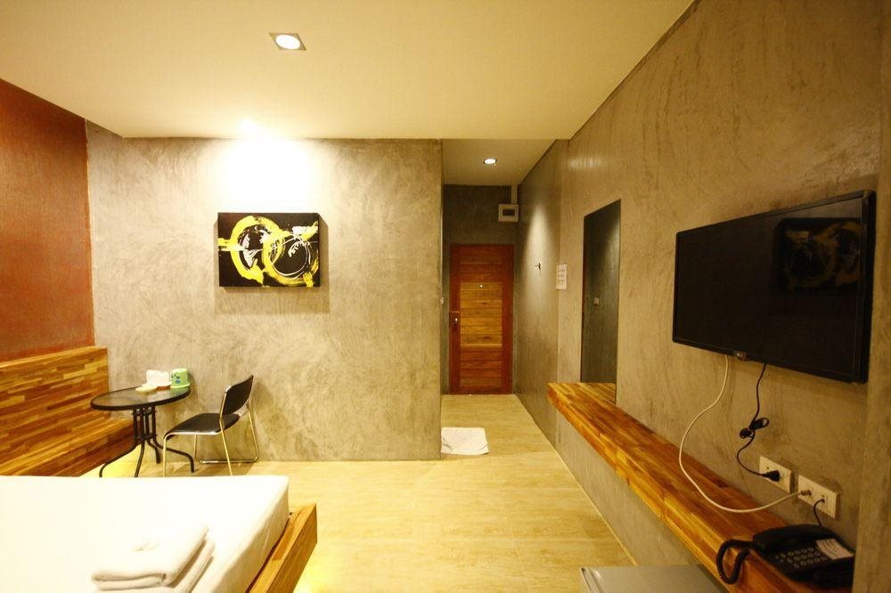 Suanmaithara Resort 1