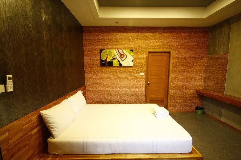 Suanmaithara Resort 12