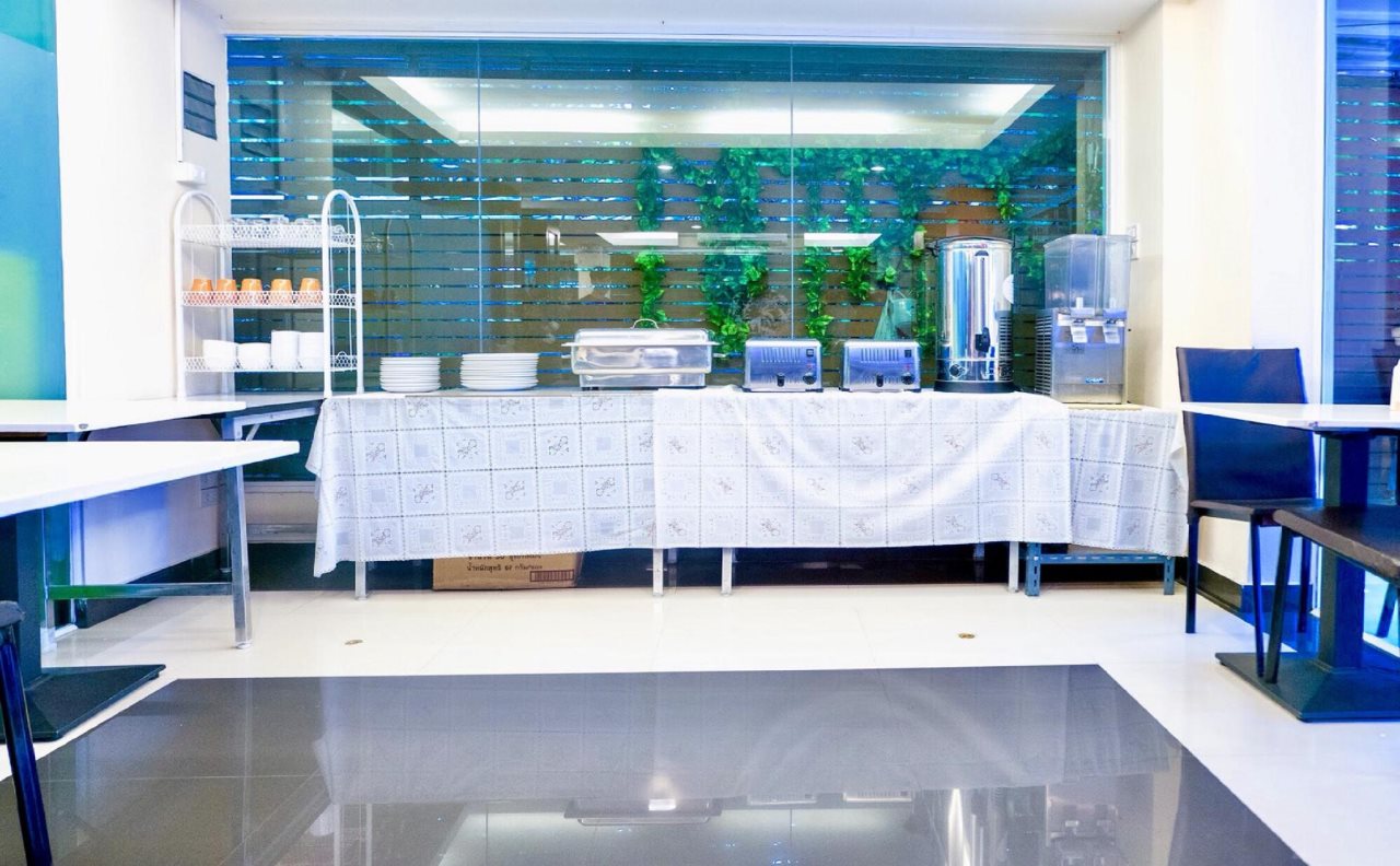 The Konnect Hotel 20