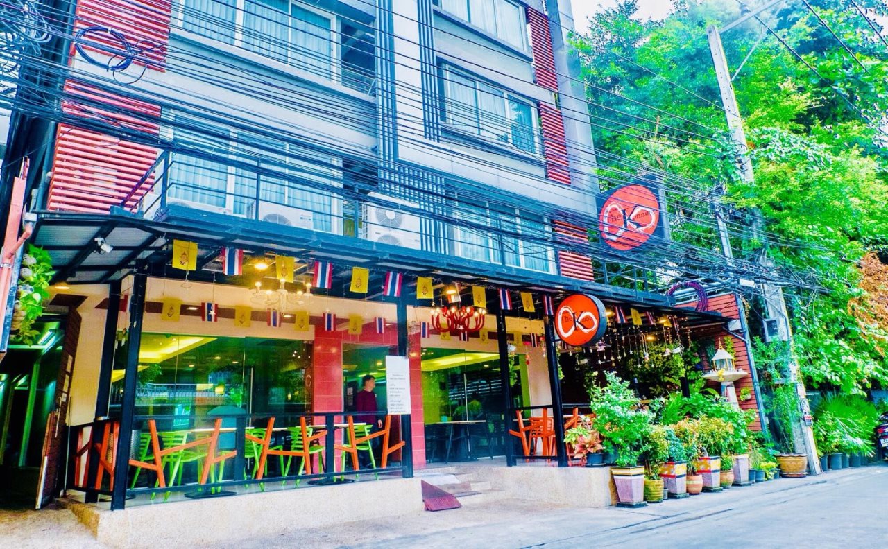 The Konnect Hotel 7