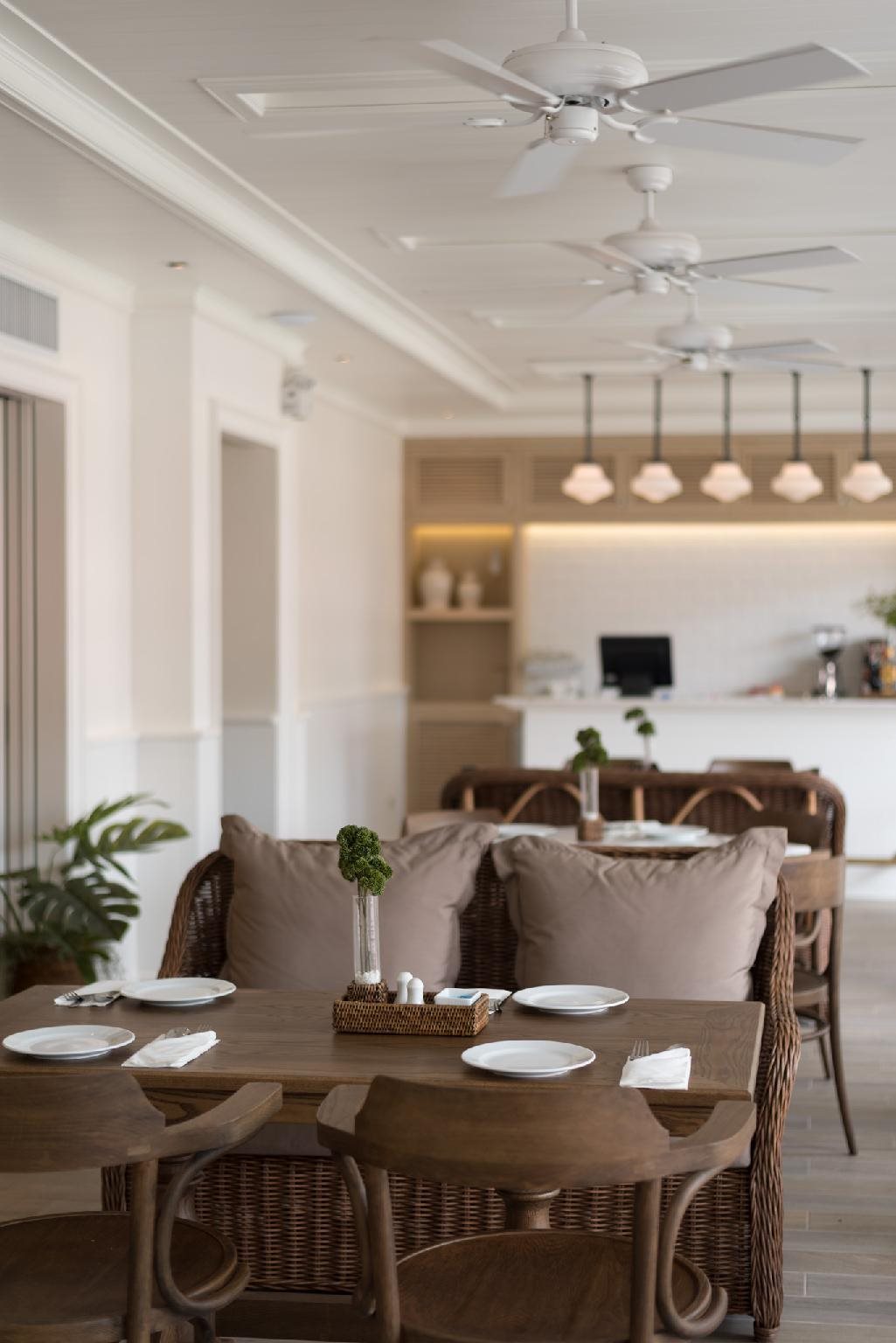 Casa Vimaya Riverside Hotel 3