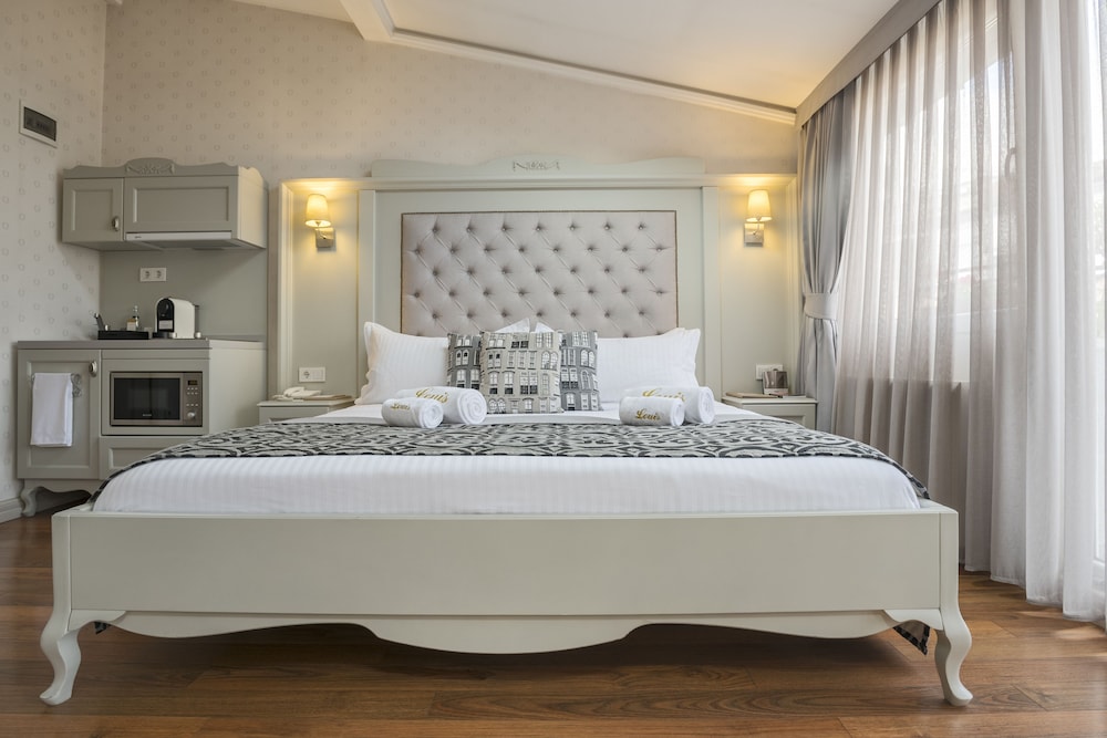 Louis Appartements Galata 7