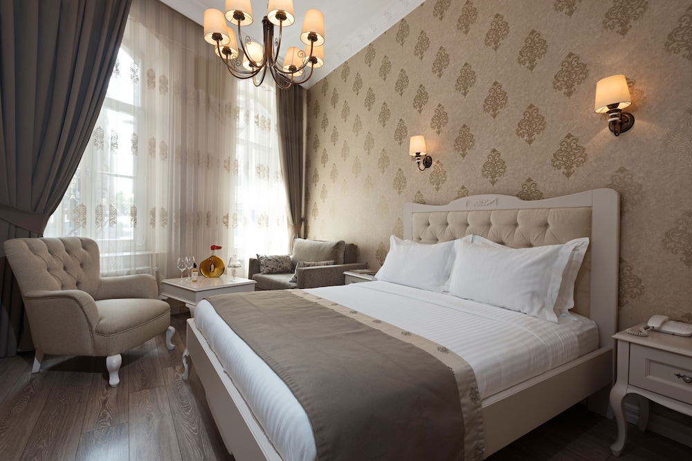 Louis Appartements Galata 12