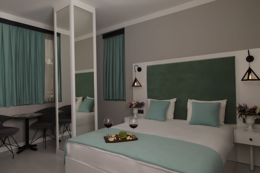 DES Suites Hotel 17