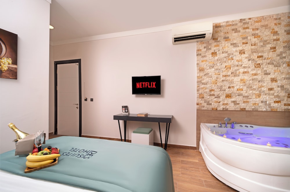 DES Suites Hotel 23