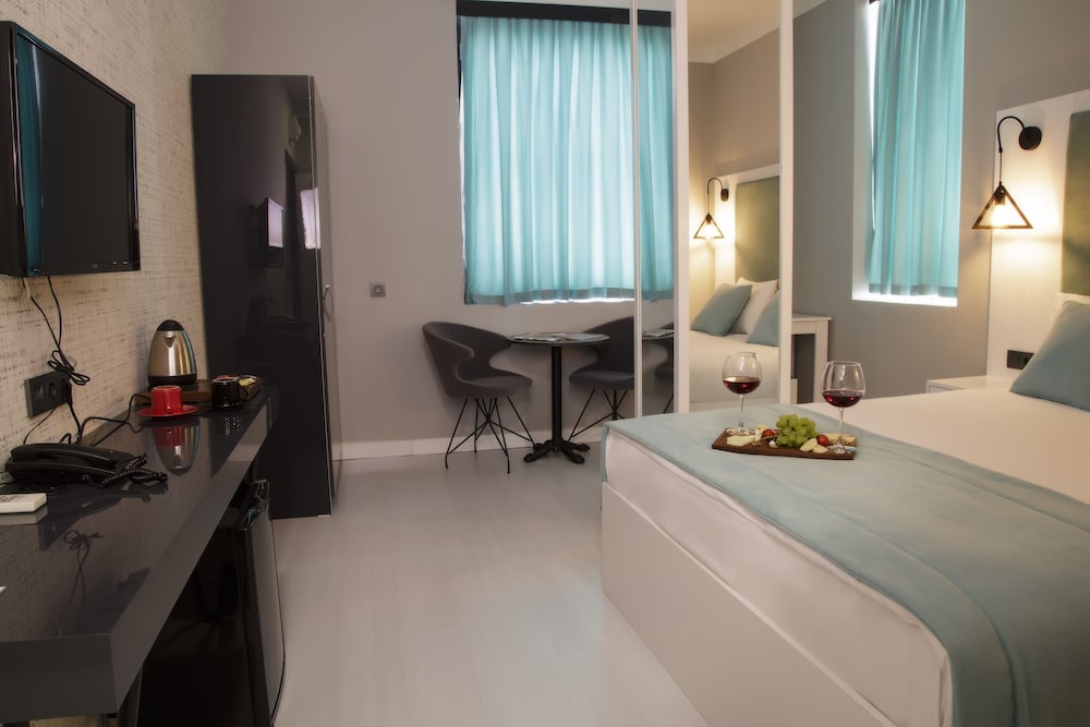 DES Suites Hotel 20
