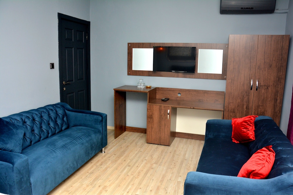 Palmiye Suit 9