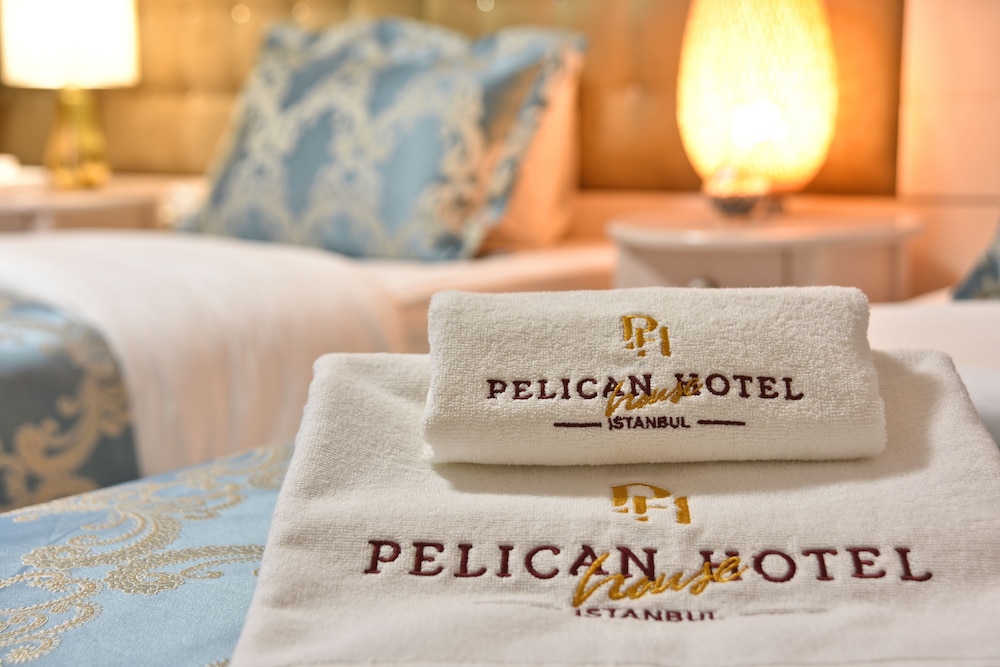 Pelican House Hotel 9