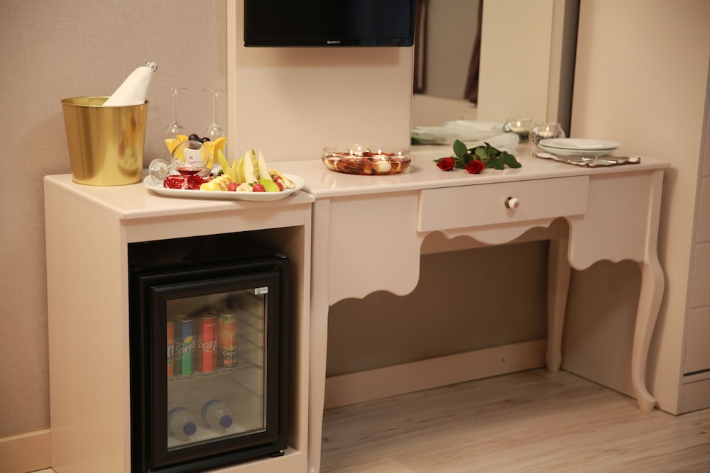 Pelican House Hotel 22