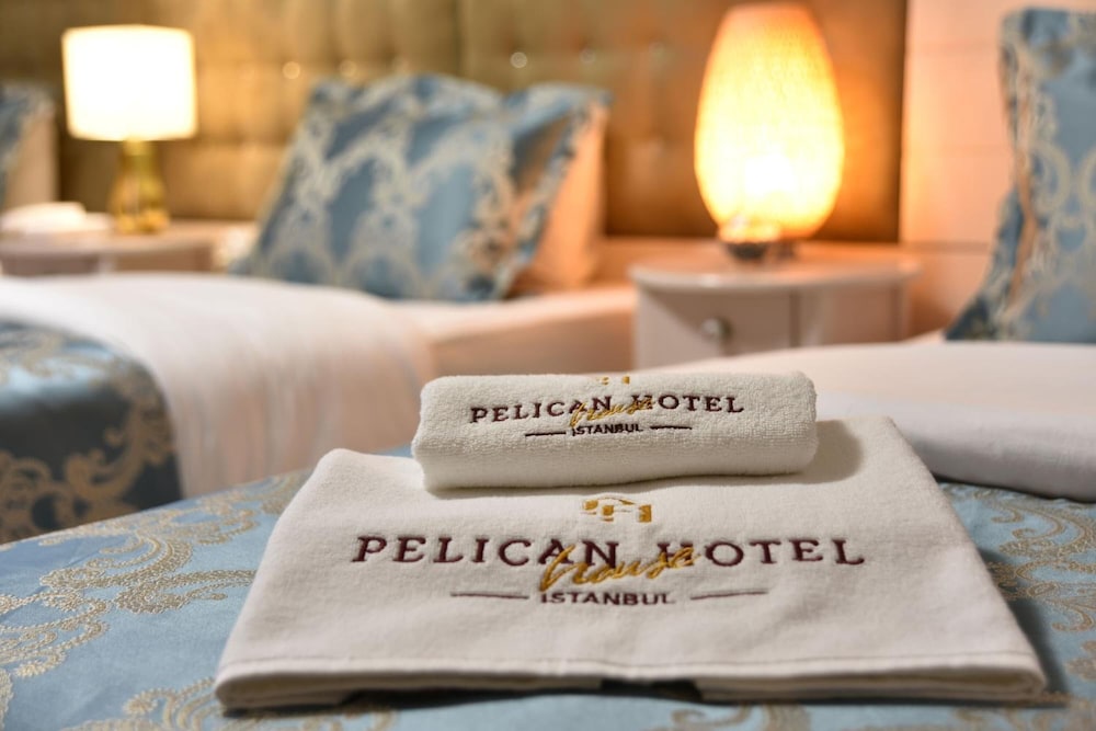 Pelican House Hotel 14