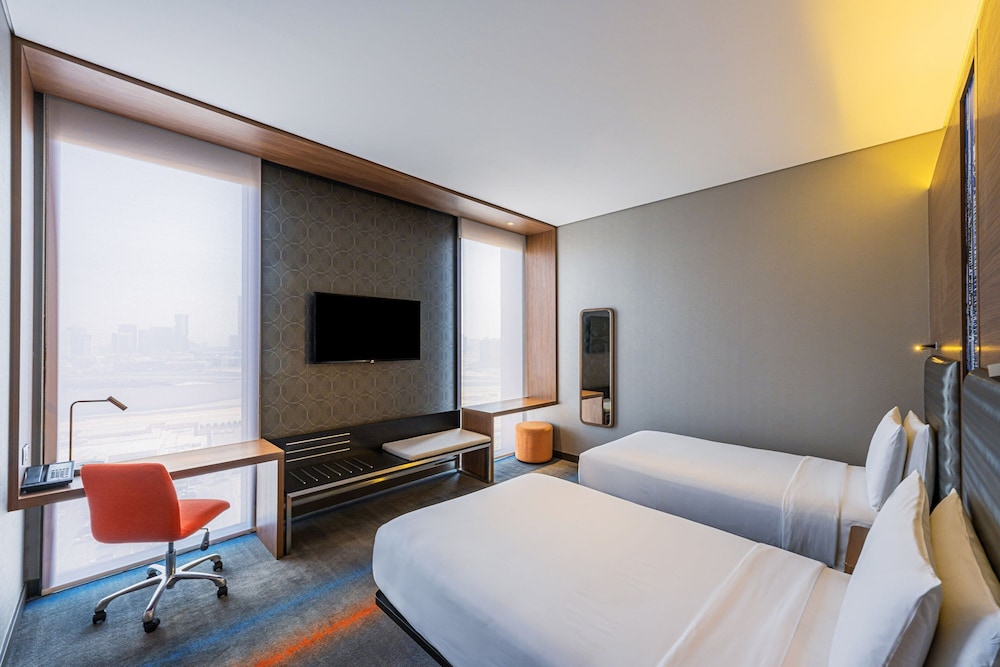 Aloft by Marriott Me'aisam, Dubai 10
