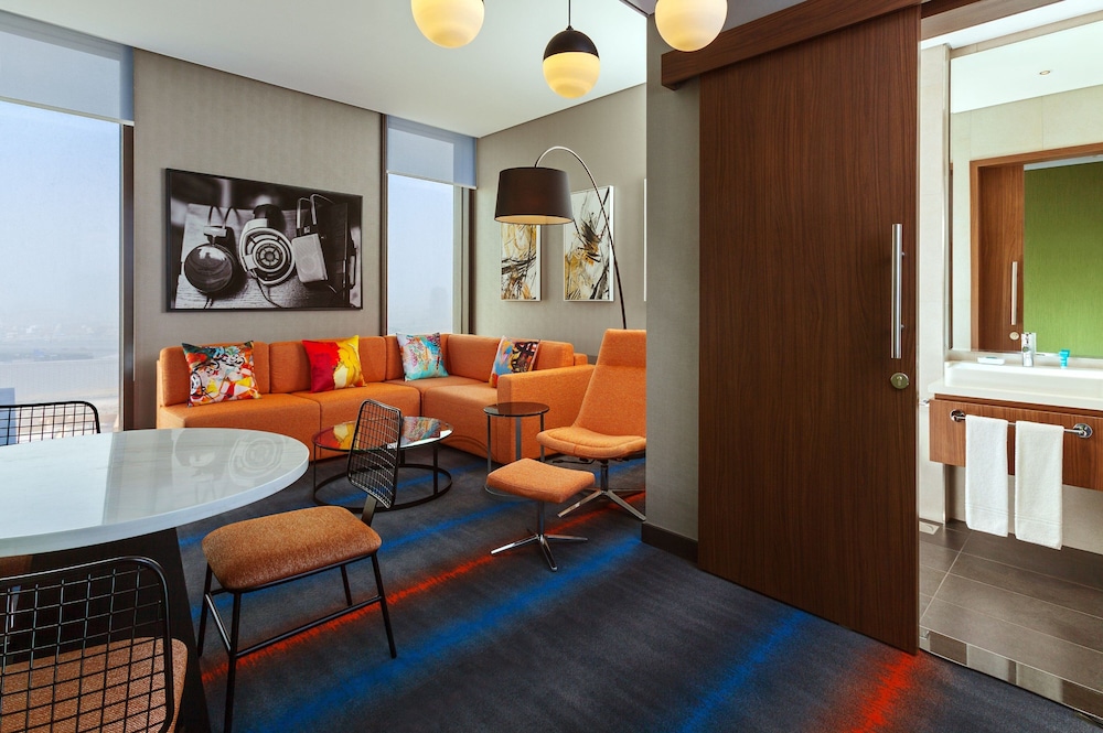 Aloft by Marriott Me'aisam, Dubai 9