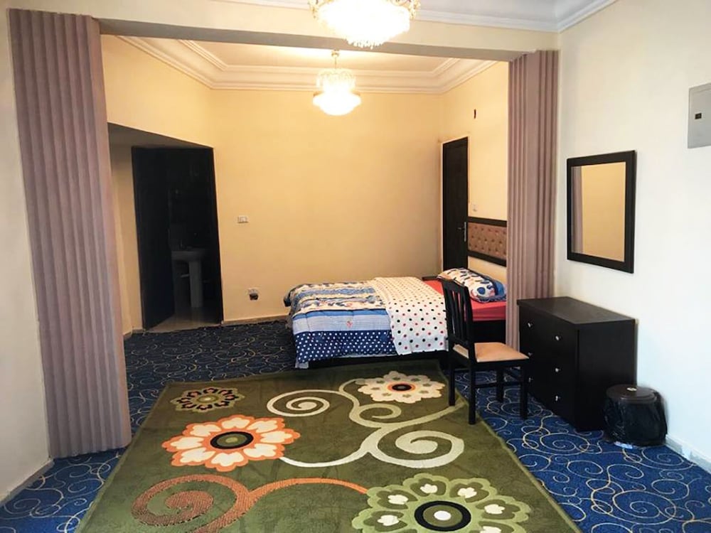 3 Pyramids View Inn 24