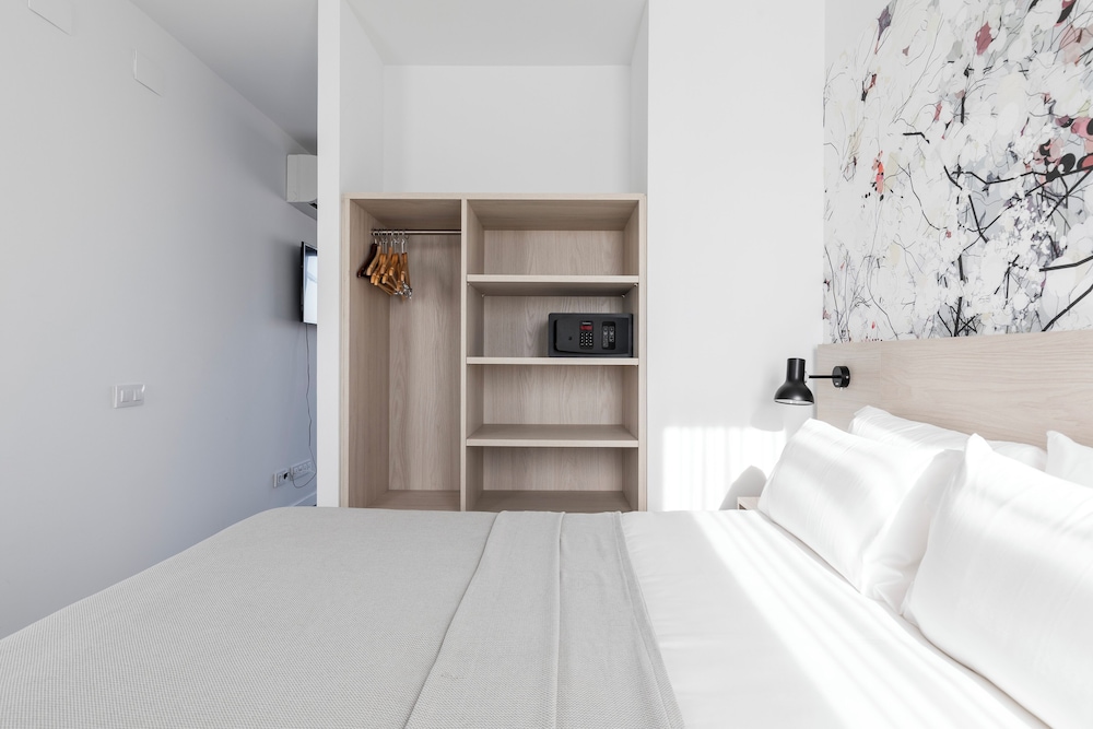 Aspasios Poblenou Apartments 15