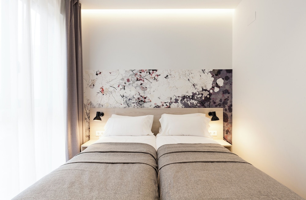 Aspasios Poblenou Apartments 11