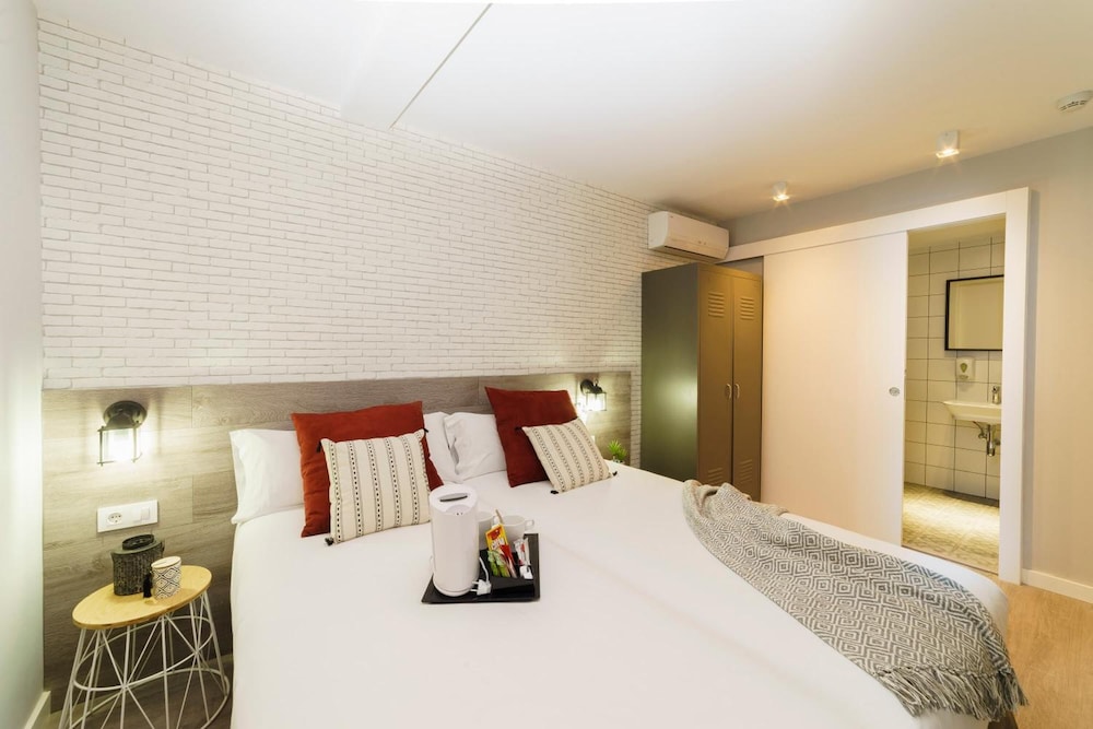Wander by Pillow Hostal 16