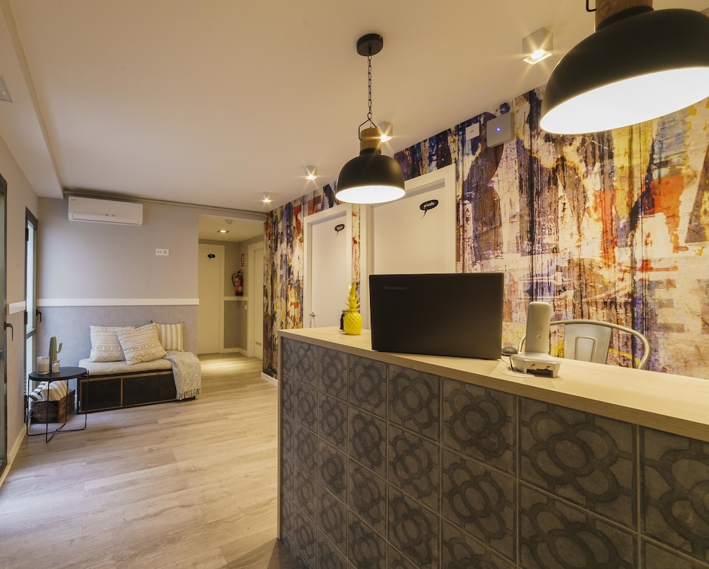 Wander by Pillow Hostal 2